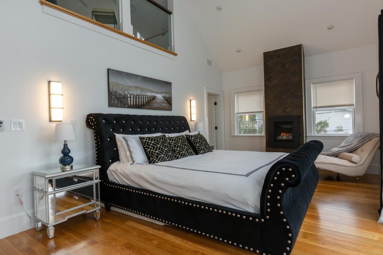 Вилла Luxury Oceanfront Bayside Jewel Куинси Экстерьер фото
